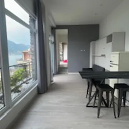 Apartman Cozy Studio With Lake View In
